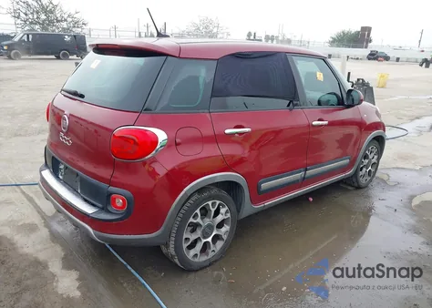 2015 Fiat 500L Trekking из США, поврежденный, VIN ZFBCFADH3FZ030392